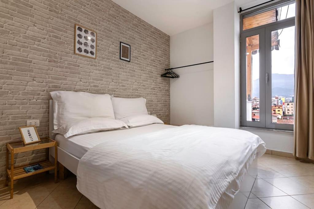 New Bazaar Apartment Tirana Exterior photo